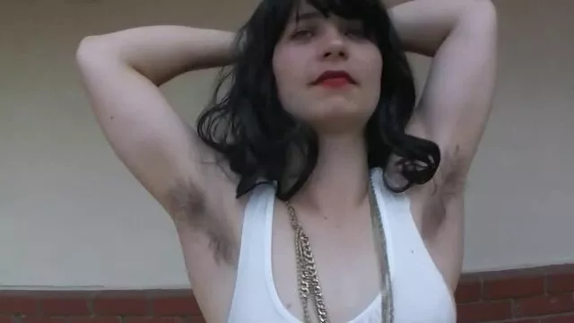Libidós barátnője, Bella Rose vastag péniszbe szexvideó pornó vesz egy nedves, szűk puncit