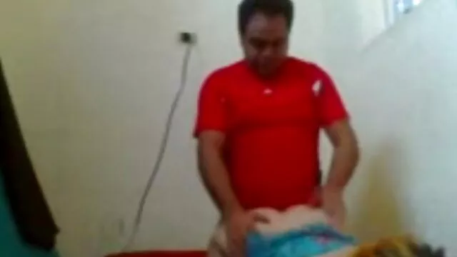 A kanos csávó nem tud ingyen porno video ellenállni a kibaszott szuperszexi mostohalánynak, Winter Jade-nek