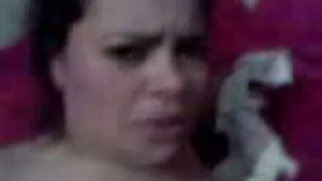 Fiatal háziasszony őrült szex sex oldalak szórakozás a ház körül