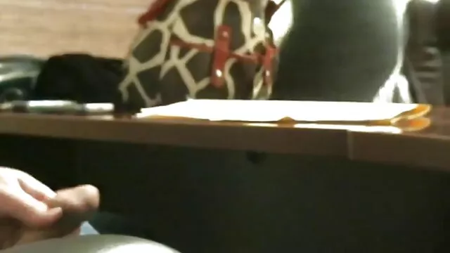 Összeállítás videó a slampos kapákról, amint zsíros cumshot-ot lövöldöznek mélytorkú amatőr erotikus videók szopás után