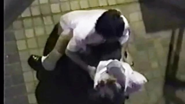 Fehér szeplős szukát Allison Wyte kap seggét szar sex video oldalak fekete haver durva