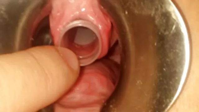 A csábító jádák, anális porno Kiara Lord és Sandra Luberc egy édes bolondért küzdenek