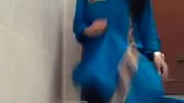 Görbült amatőr ingyen porno videok lány kibaszott piszkos házi készítésű klipben