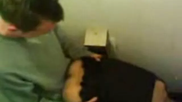 Szemüveges, nyájas barna Eva pornó szex videók Angelina torkát kapja