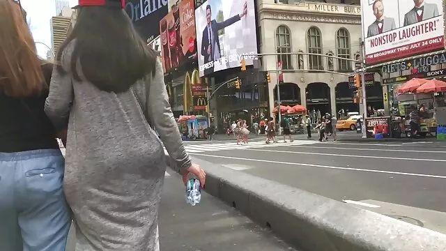 Érett ribanc, Saxana veszi a fasz a neki feszített pina kutyus póz pornó videó oldalak